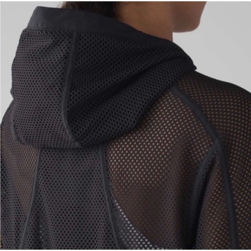 Lululemon Mesh On Mesh Jacket In Black Size 8 / L… - image 6